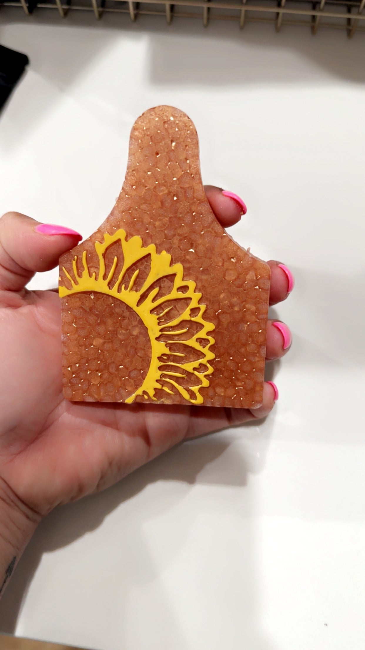 Sunflower cow-tag